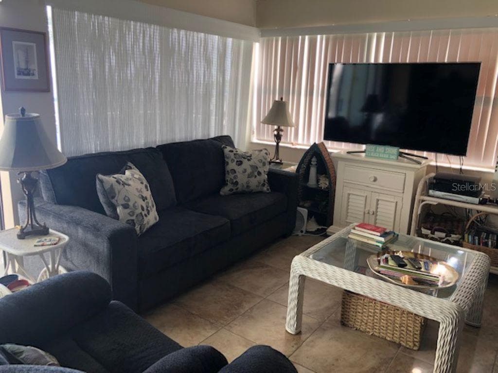 1571 S ATLANTIC AVENUE # 205, NEW SMYRNA BEACH, FL 32169 — zdjęcie 2