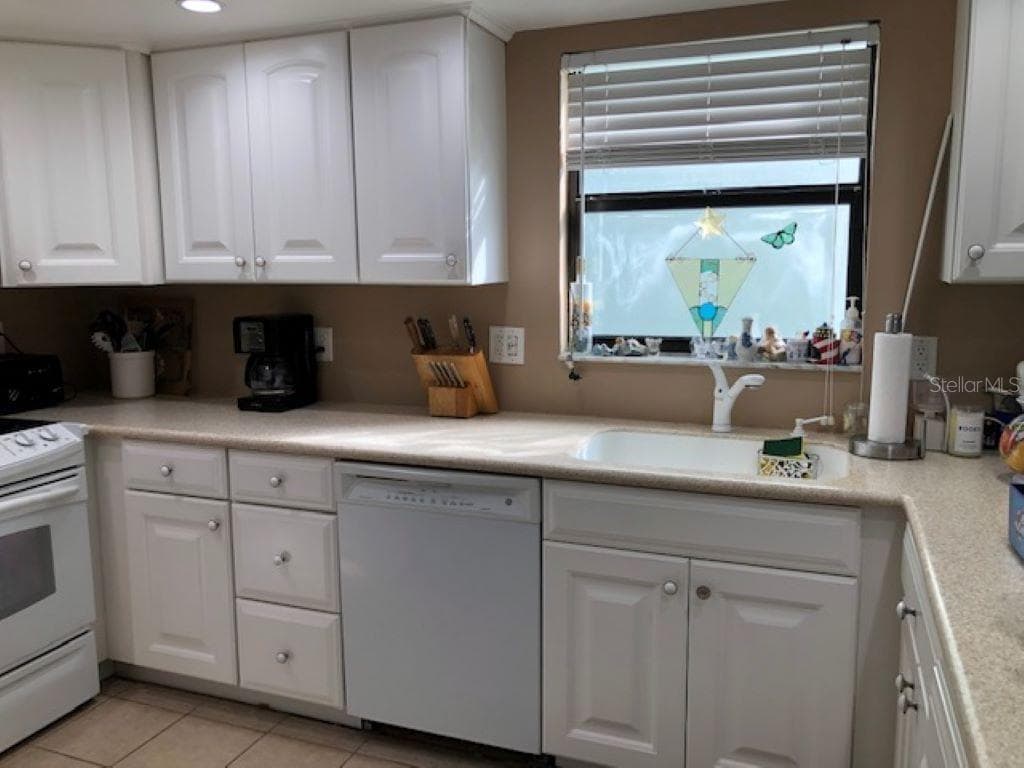 1571 S ATLANTIC AVENUE # 205, NEW SMYRNA BEACH, FL 32169 — zdjęcie 4