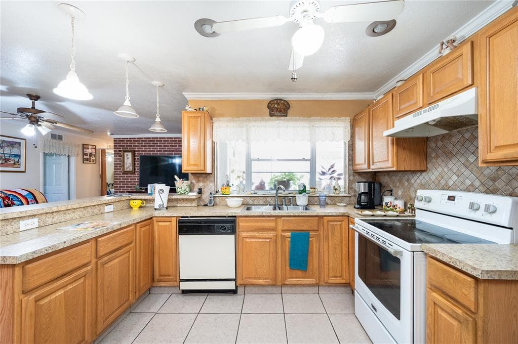 520 SAN SEBASTIAN PRADO, ALTAMONTE SPRINGS, FL 32714 — zdjęcie 5