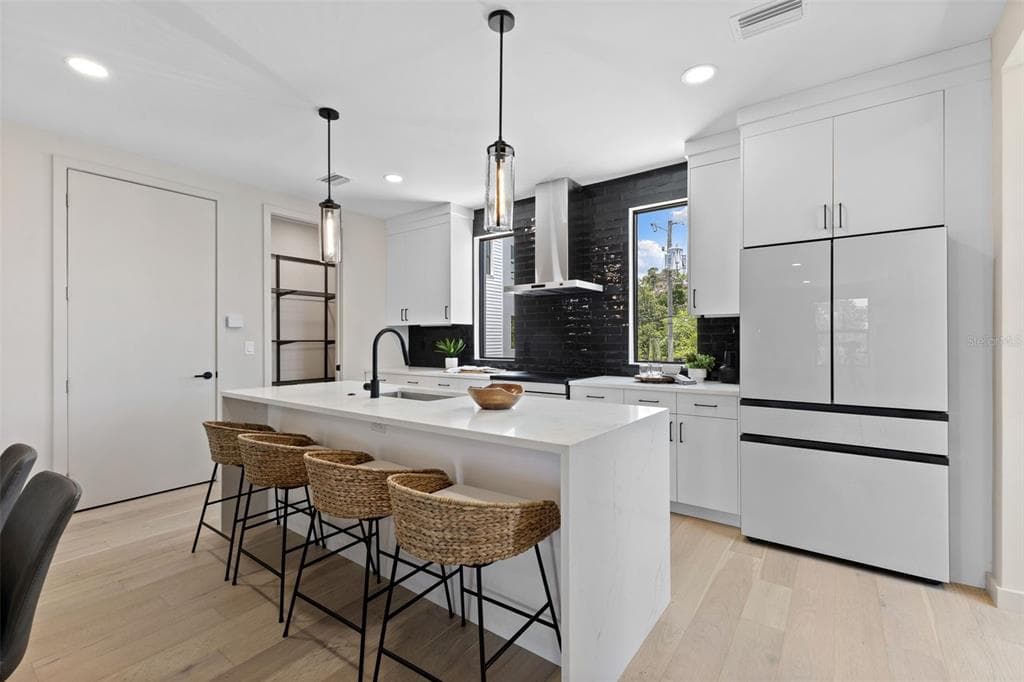 2205 16TH STREET N, ST PETERSBURG, FL 33704 — zdjęcie 4