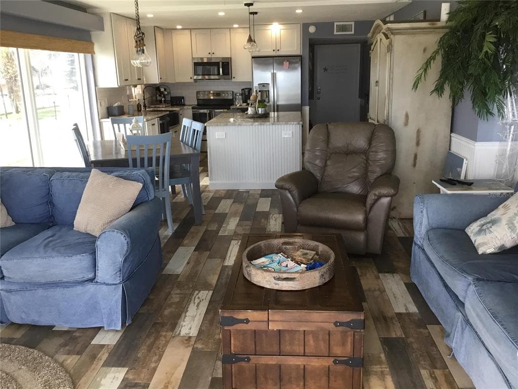 1571 S ATLANTIC AVENUE # 209, NEW SMYRNA BEACH, FL 32169 — zdjęcie 3