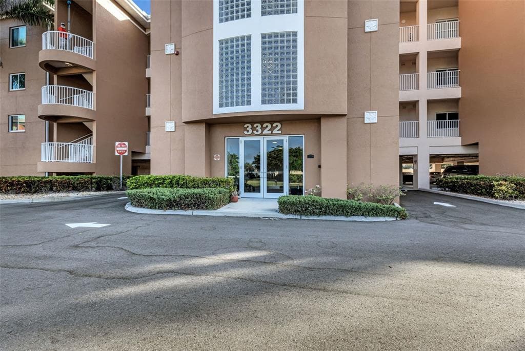 3322 PURPLE MARTIN DRIVE # 126, PUNTA GORDA, FL 33950 — zdjęcie 2
