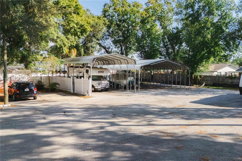 15509 CASEY ROAD, TAMPA, FL 33624 — zdjęcie 3