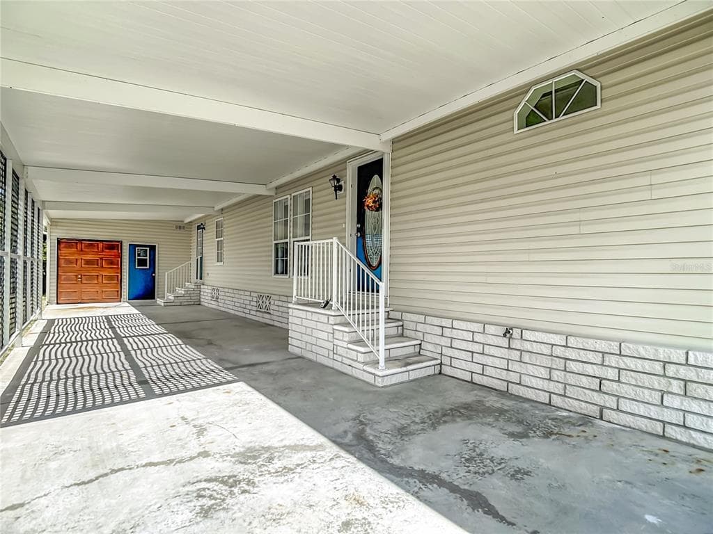 5745 PAWNEE STREET, ZEPHYRHILLS, FL 33542 — zdjęcie 4