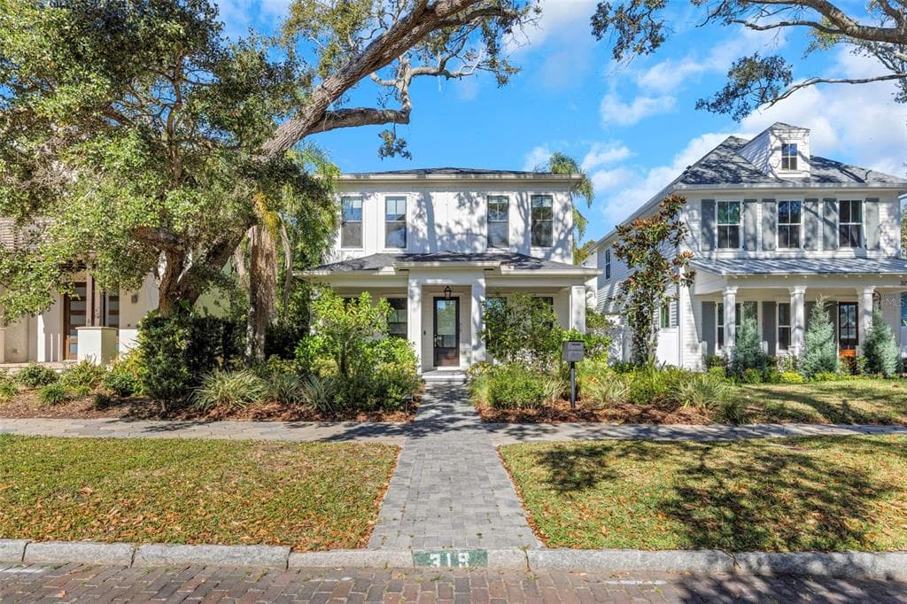 319 12TH AVENUE NE, ST PETERSBURG, FL 33701