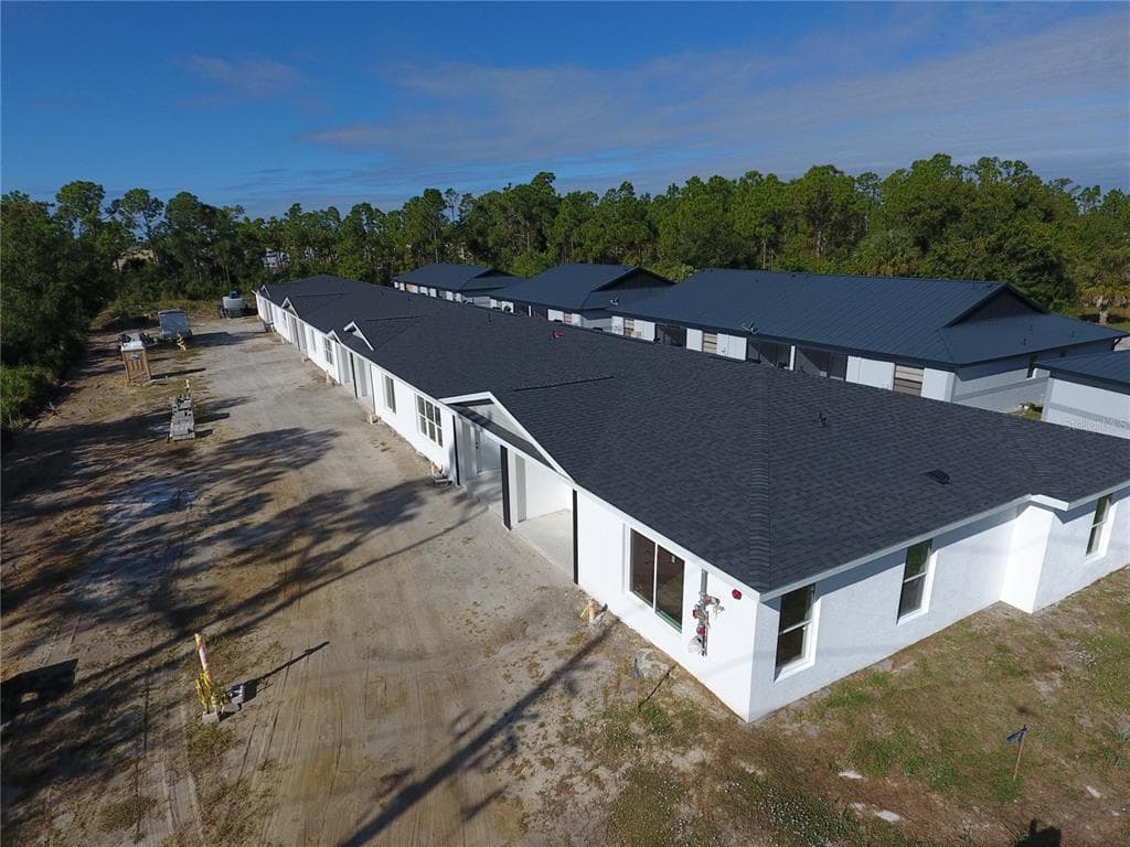 1215 CAPRICORN BOULEVARD, PUNTA GORDA, FL 33983 — zdjęcie 3
