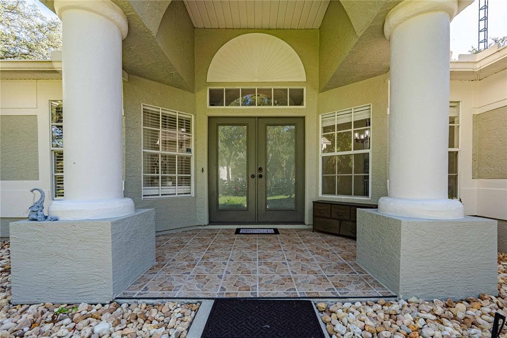 14214 CINNAMAN LANE, WEEKI WACHEE, FL 34614