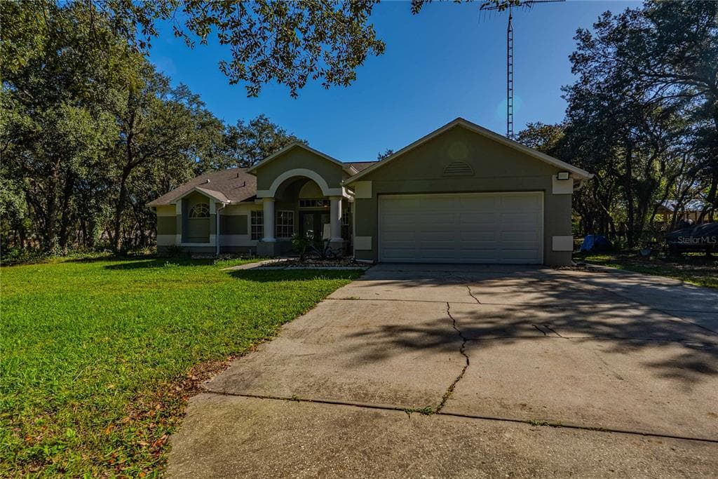 14214 CINNAMAN LANE, WEEKI WACHEE, FL 34614 — zdjęcie 4