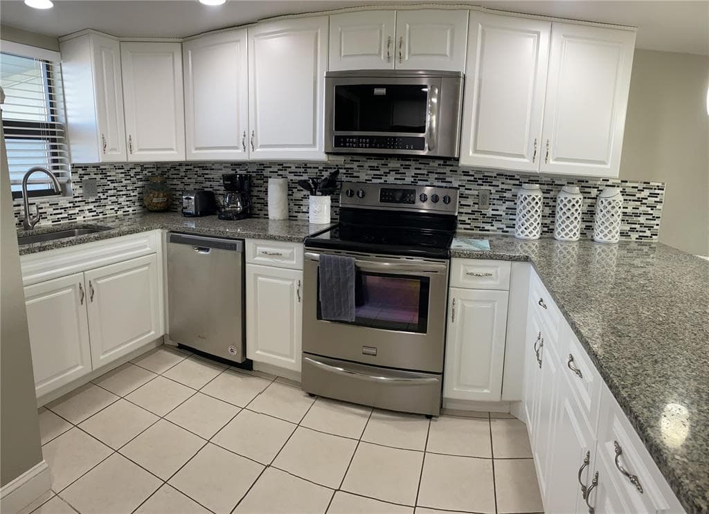 1571 S ATLANTIC AVENUE # 403, NEW SMYRNA BEACH, FL 32169 — zdjęcie 3