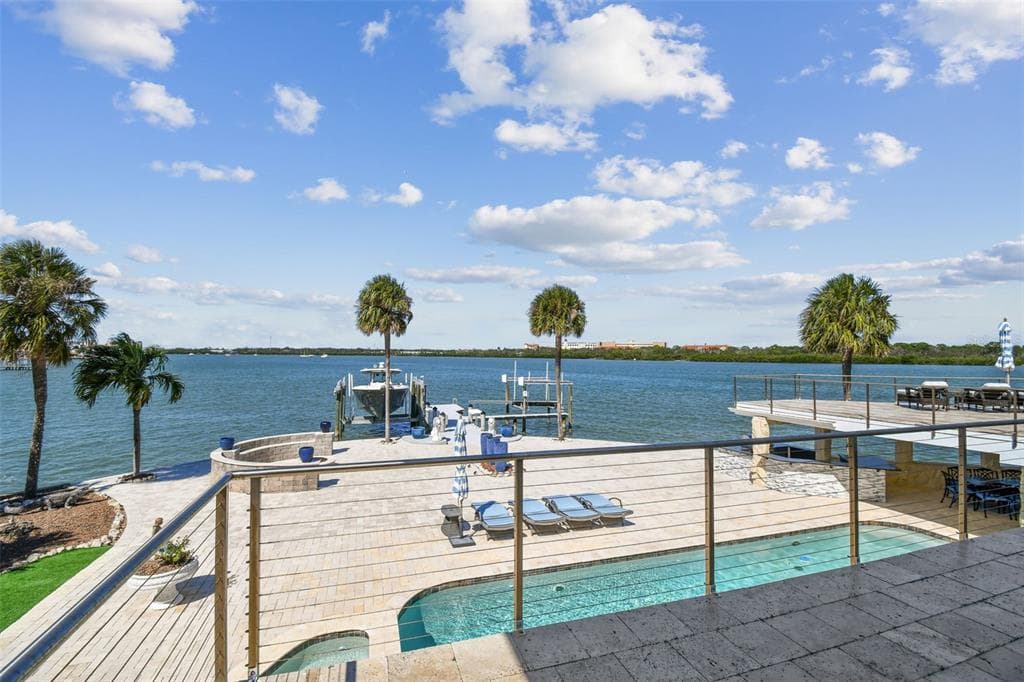582 JOHNS PASS AVENUE, MADEIRA BEACH, FL 33708 — zdjęcie 5
