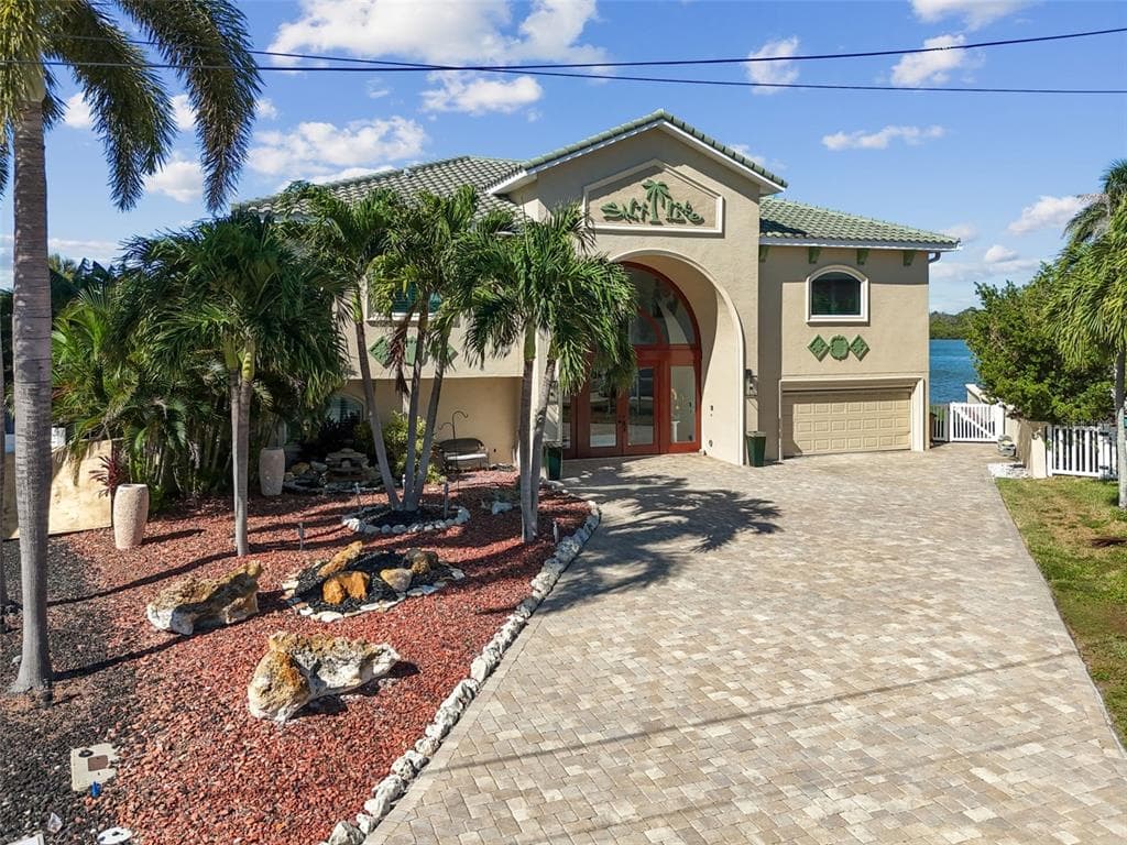 582 JOHNS PASS AVENUE, MADEIRA BEACH, FL 33708 — zdjęcie 4