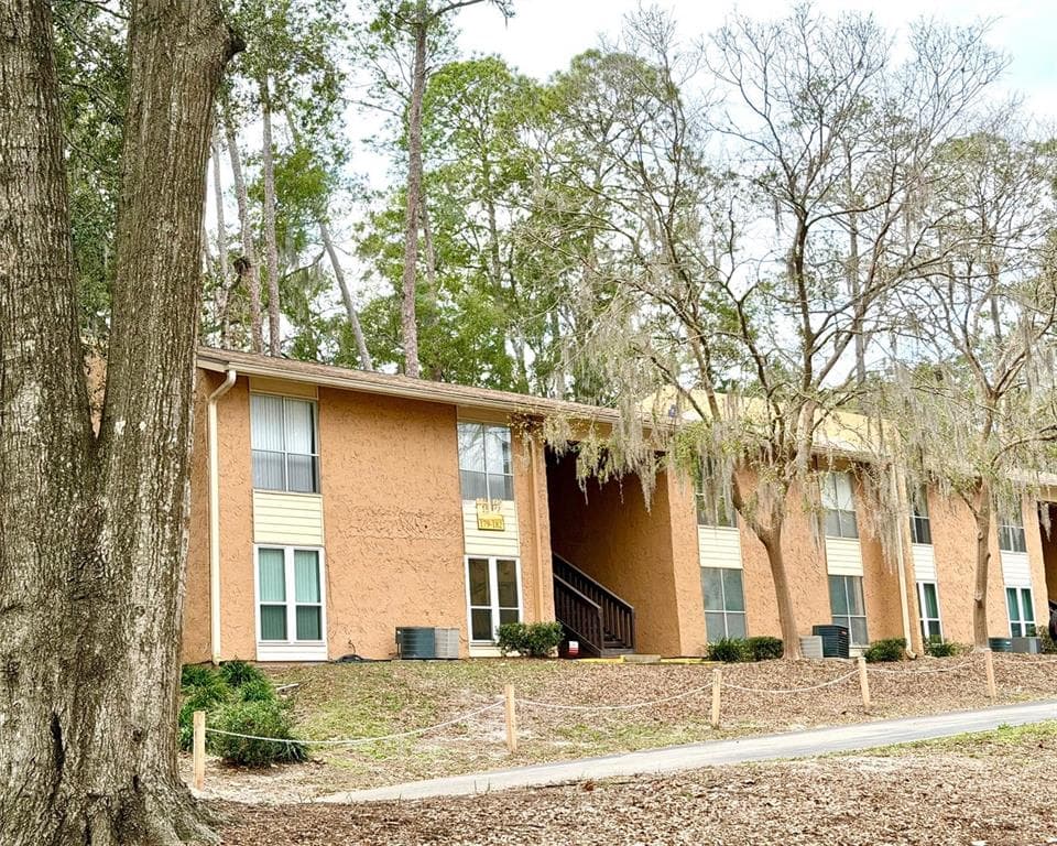 1810 NW 23RD BOULEVARD # 180, GAINESVILLE, FL 32605