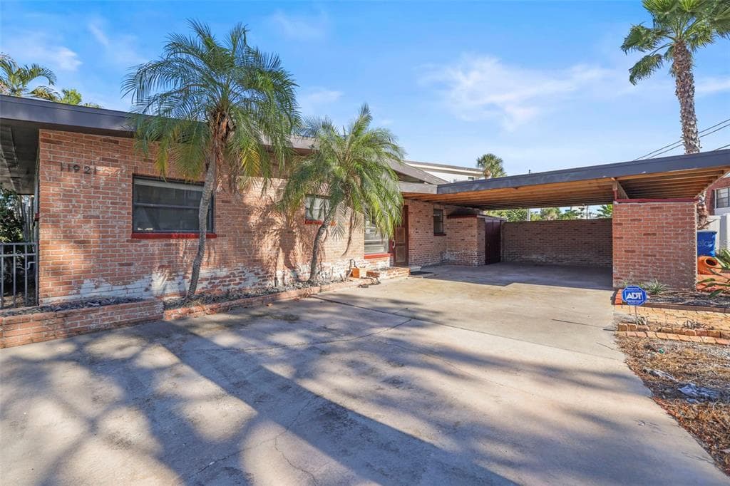 11921 LAGOON LANE, TREASURE ISLAND, FL 33706 — zdjęcie 4