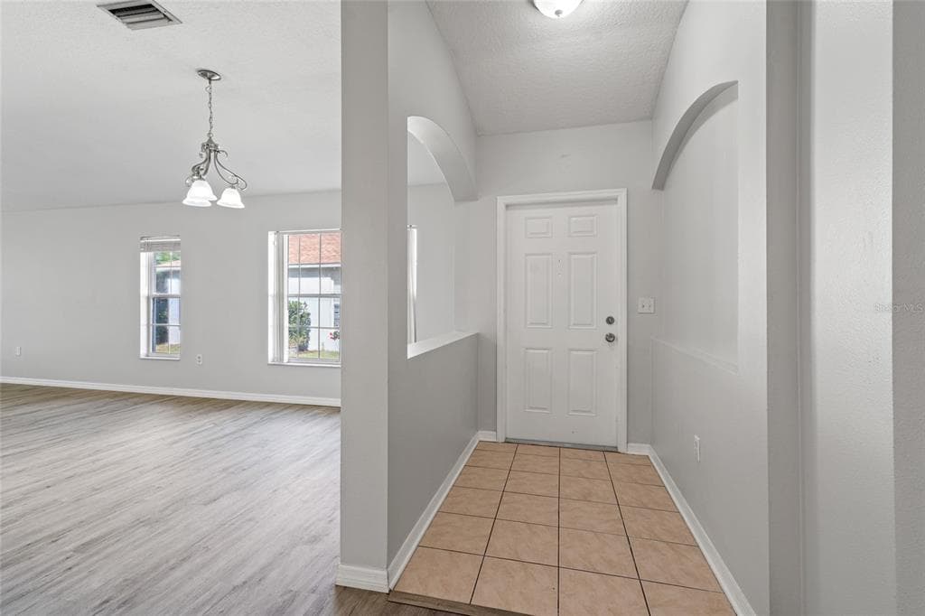 5727 AUTUMN SHIRE DRIVE, ZEPHYRHILLS, FL 33541 — zdjęcie 3