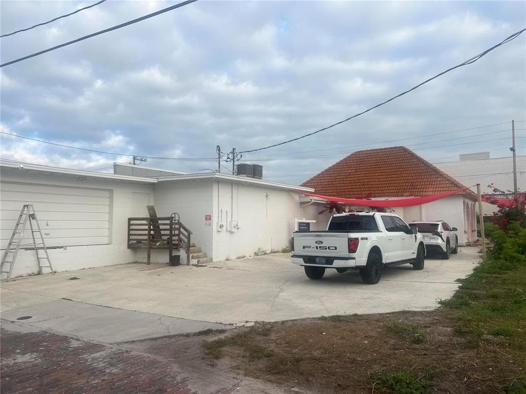 856 2ND AVENUE N, ST PETERSBURG, FL 33701 — zdjęcie 2