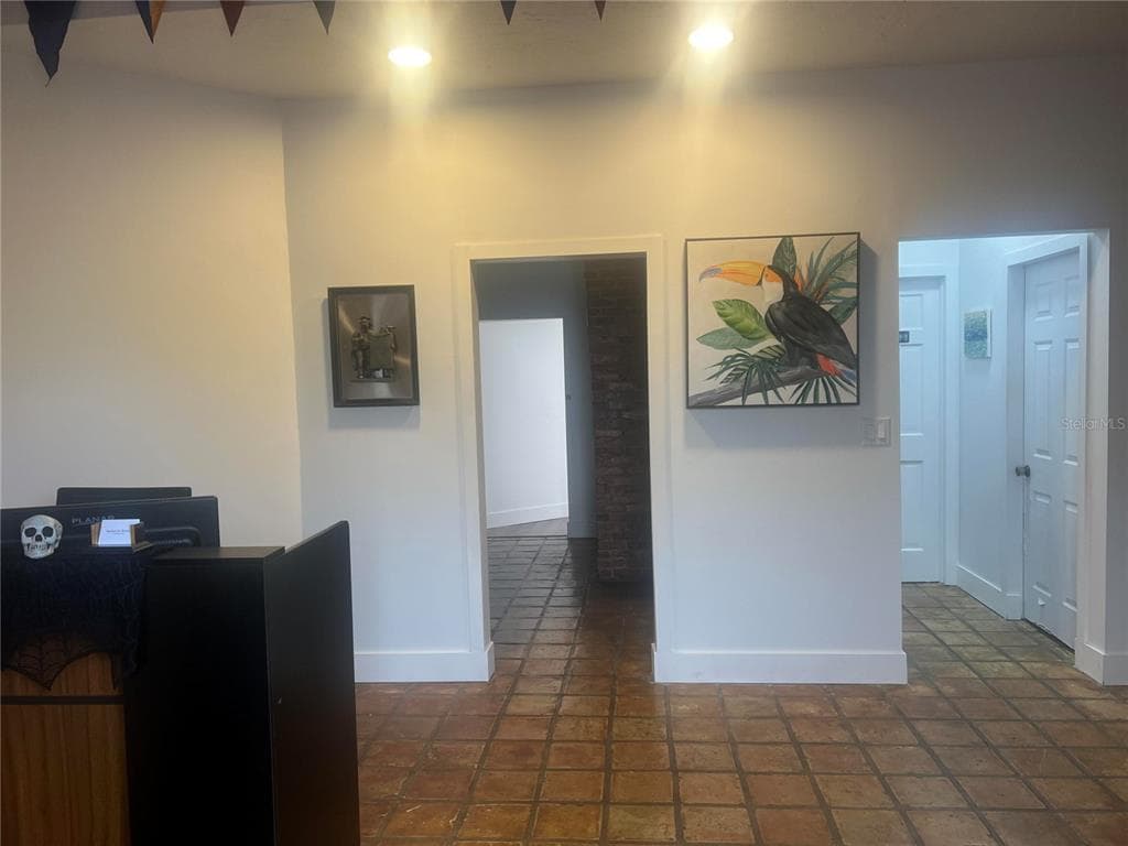 856 2ND AVENUE N, ST PETERSBURG, FL 33701 — zdjęcie 3
