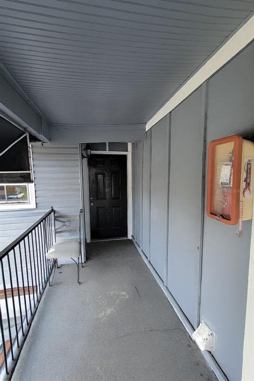 200 COUNTRY CLUB DR # 1302, LARGO, FL 33771 — zdjęcie 2