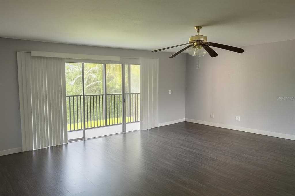 200 COUNTRY CLUB DR # 1302, LARGO, FL 33771 — zdjęcie 5