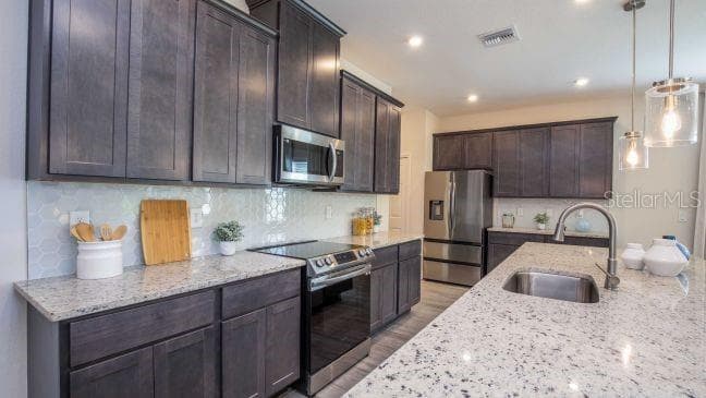 31530 WILD GRAPE LANE, BROOKSVILLE, FL 34602 — zdjęcie 4