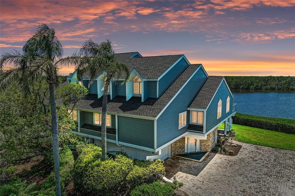 12 TIDY ISLAND BOULEVARD, BRADENTON, FL 34210