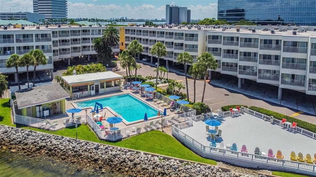 2506 N ROCKY POINT DRIVE # 305, TAMPA, FL 33607