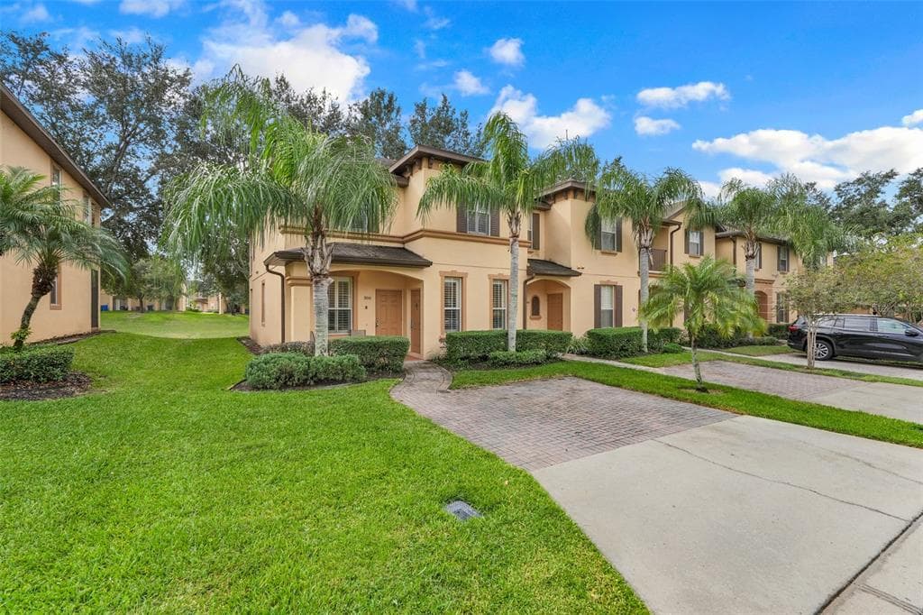 3001 CALABRIA AVENUE, DAVENPORT, FL 33897