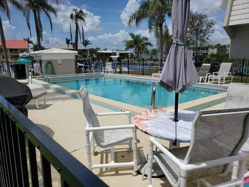 3233 WOOD THRUSH DRIVE # 24A, PUNTA GORDA, FL 33950 — zdjęcie 2
