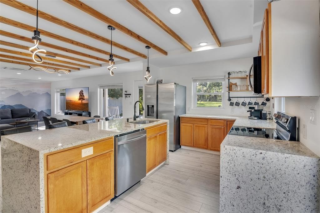 529 E HARDING ST, ORLANDO, FL 32806 — zdjęcie 2