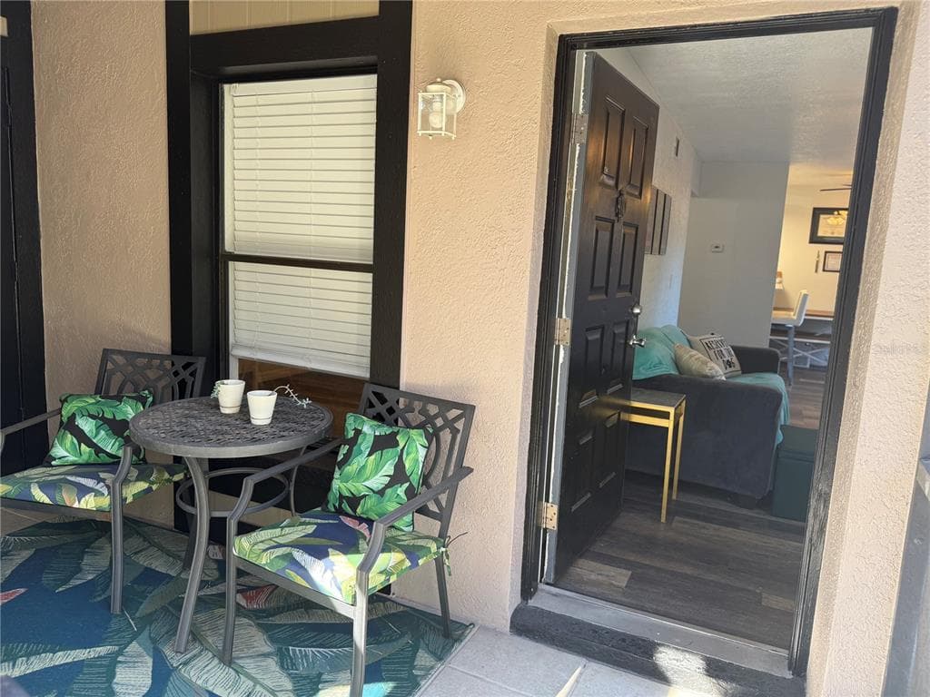 4025 ANGEL OAK COURT # 103, TAMPA, FL 33613 — zdjęcie 2