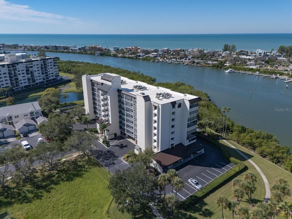 11730 SHIPWATCH DRIVE # 402, LARGO, FL 33774