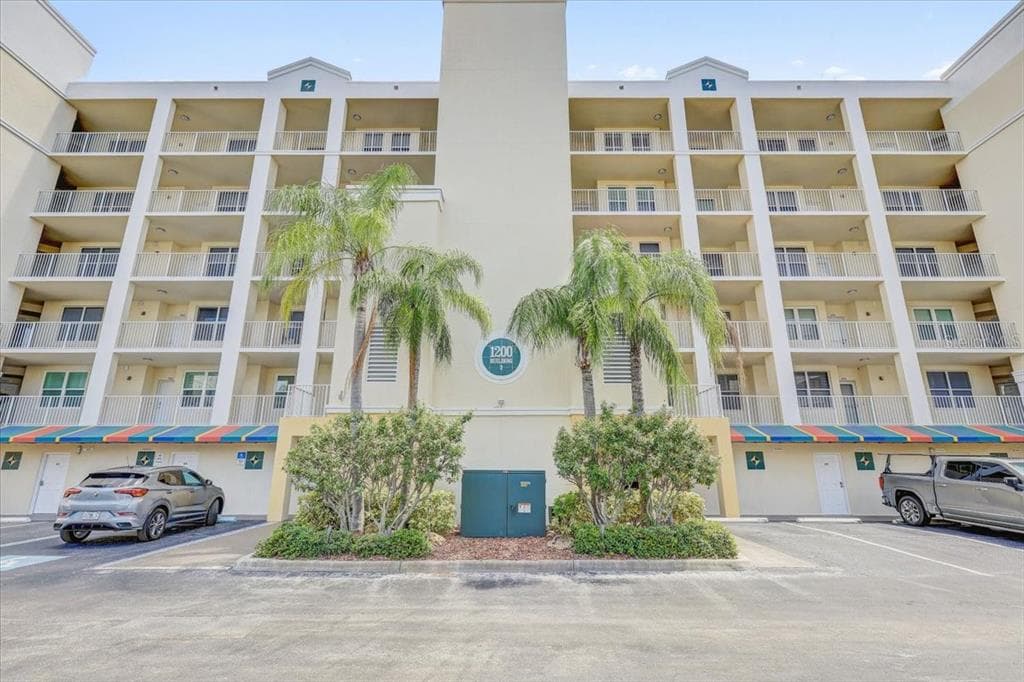 1200 COUNTRY CLUB DRIVE # 3405, LARGO, FL 33771