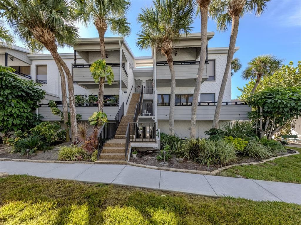 1555 TARPON CENTER DRIVE # 255, VENICE, FL 34285 — zdjęcie 3