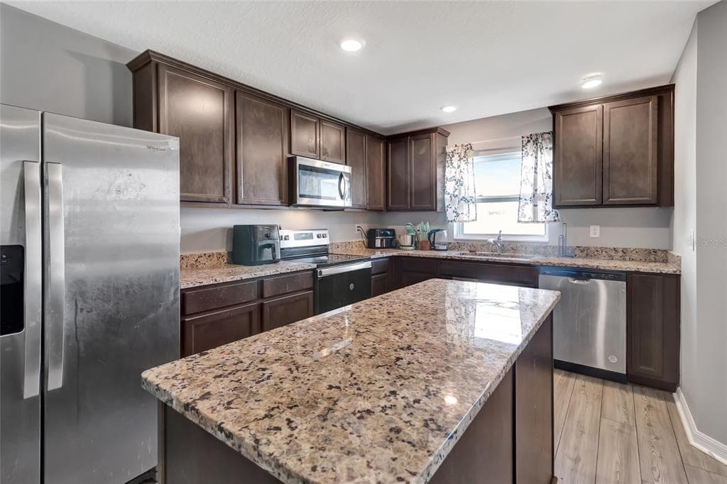 1691 WYNFORD CIRCLE, TAVARES, FL 32778 — zdjęcie 3