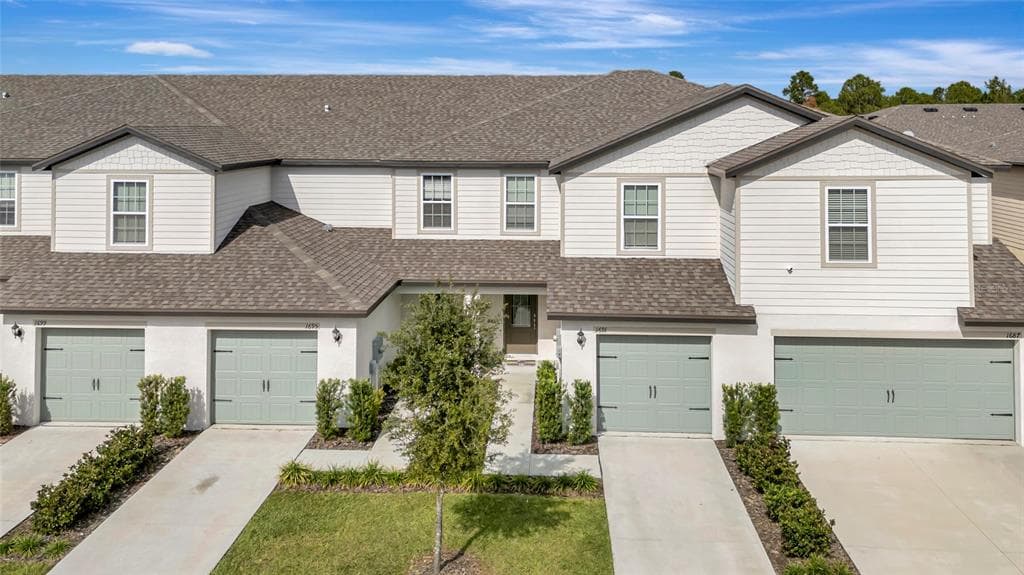 1691 WYNFORD CIRCLE, TAVARES, FL 32778