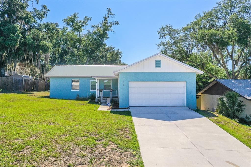 713 GREENLEAF LANE, LAKE WALES, FL 33853