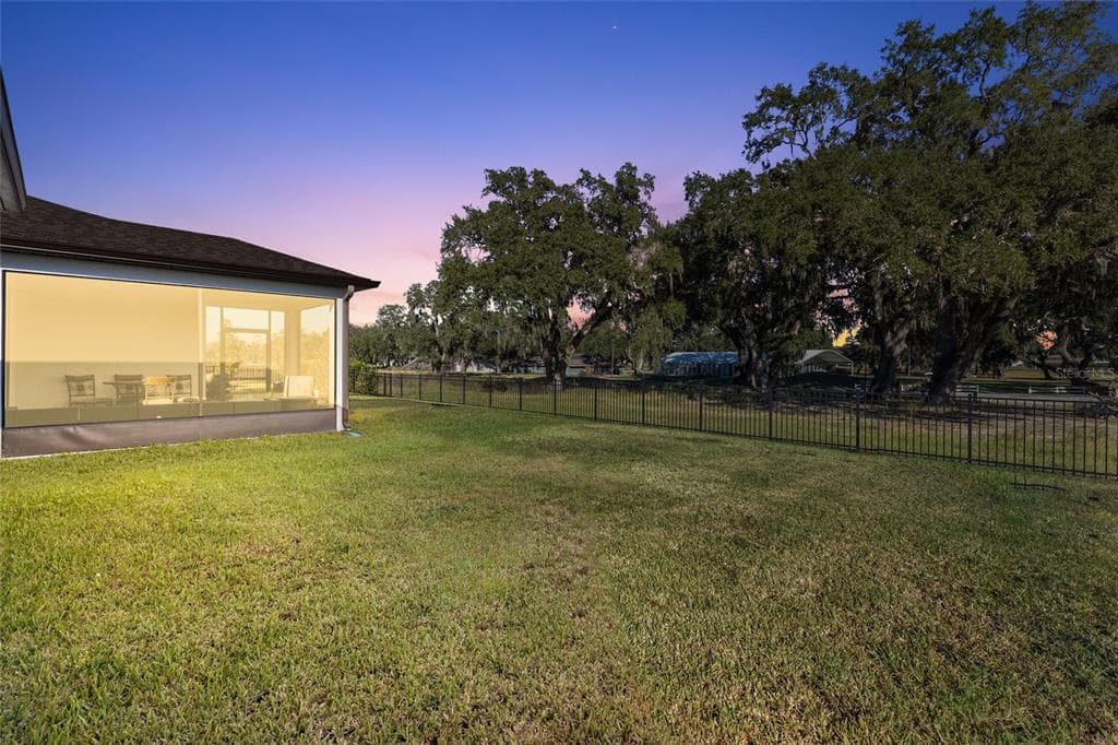 6248 BRADFORD WOODS DR, ZEPHYRHILLS, FL 33542 — zdjęcie 2