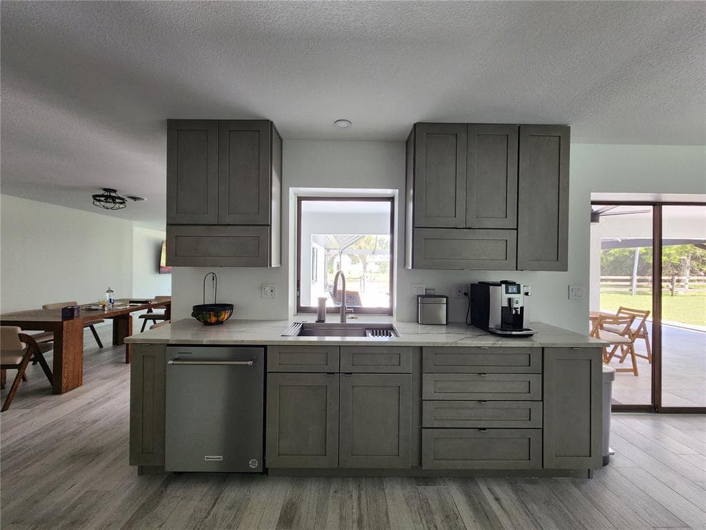 900 CRESTWOOD ROAD, ENGLEWOOD, FL 34223 — zdjęcie 4