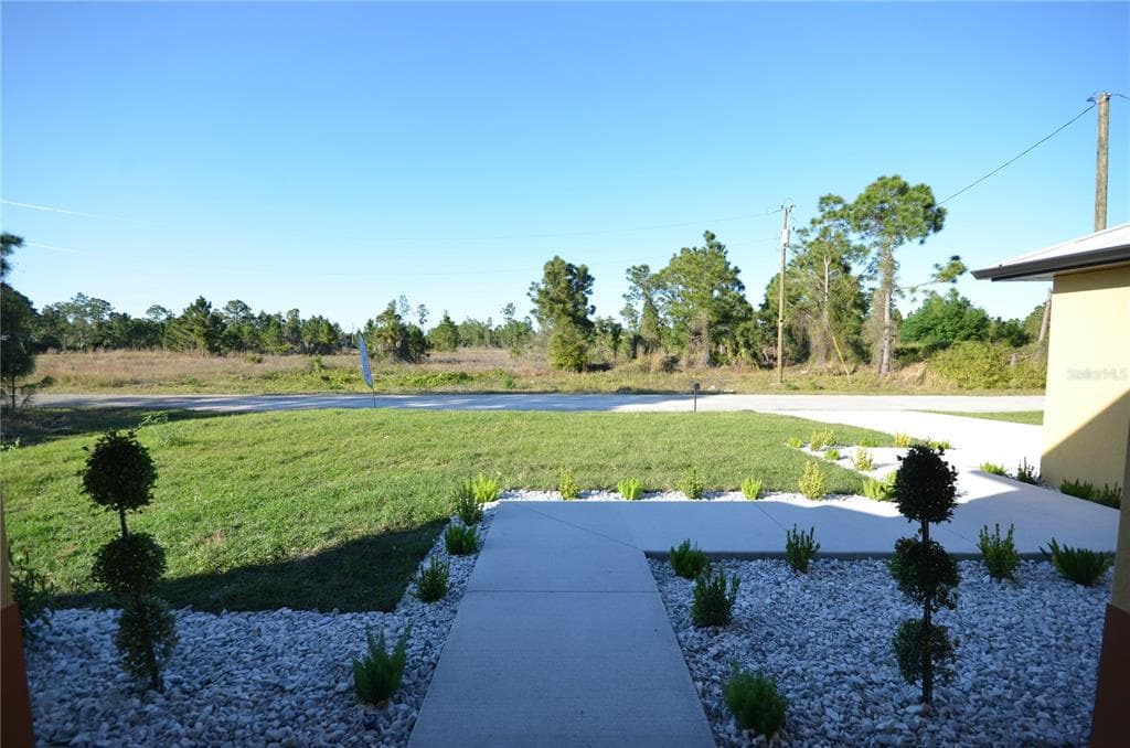 1242 HATHOR STREET E, LEHIGH ACRES, FL 33974 — zdjęcie 3