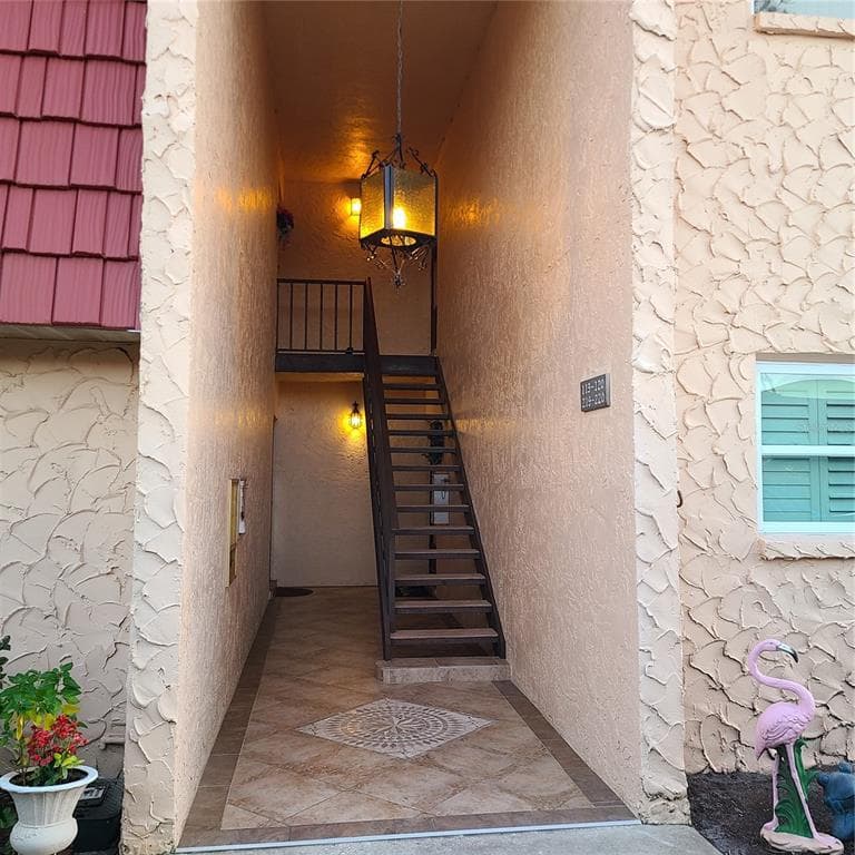 220 BUTTONWOOD CIRCLE # 220, SEMINOLE, FL 33777 — zdjęcie 2
