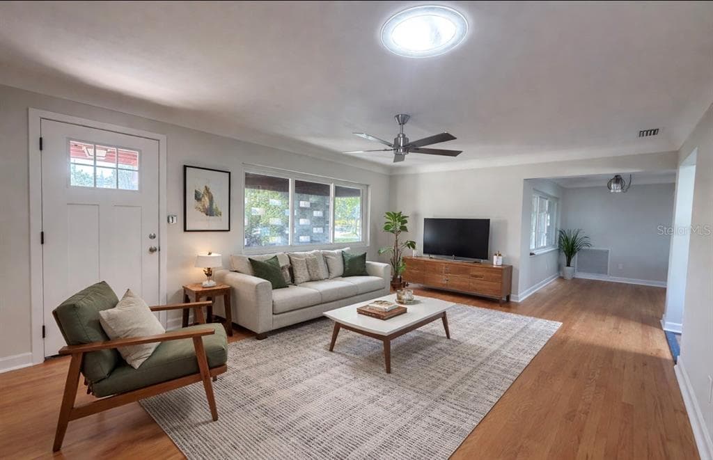 6221 6TH AVENUE N, ST PETERSBURG, FL 33710 — zdjęcie 4