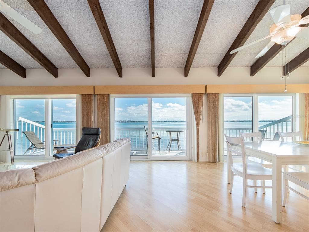 1401 GULF BOULEVARD # 215, CLEARWATER BEACH, FL 33767 — zdjęcie 4
