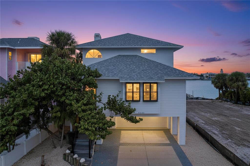 8485 BLIND PASS DRIVE, TREASURE ISLAND, FL 33706 — zdjęcie 2