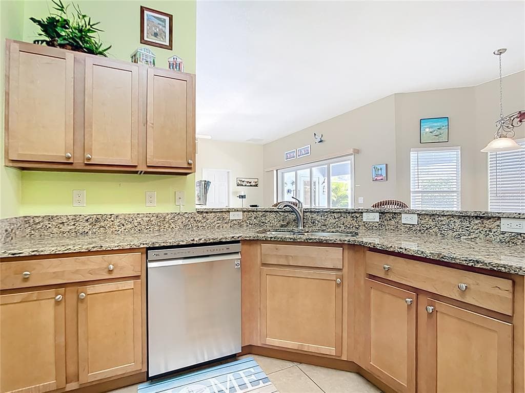 119 SPORTSMAN ROAD, ROTONDA WEST, FL 33947 — zdjęcie 5
