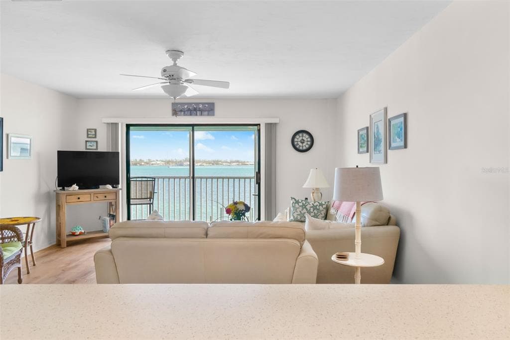 901 GULF DRIVE S # 14, BRADENTON BEACH, FL 34217 — zdjęcie 5