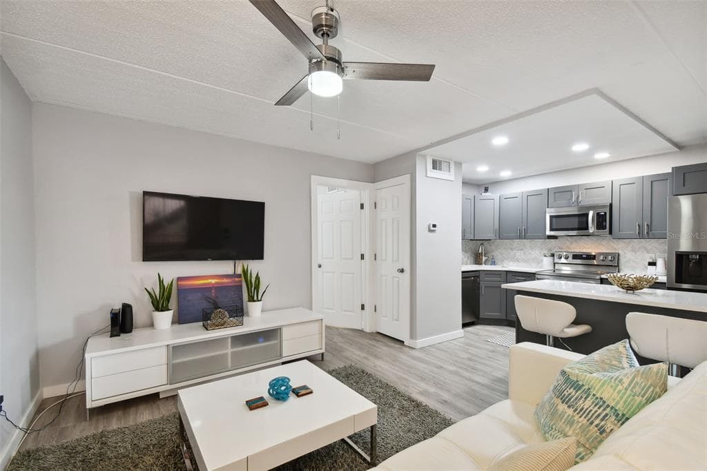 8901 BLIND PASS ROAD # 228, ST PETE BEACH, FL 33706 — zdjęcie 3