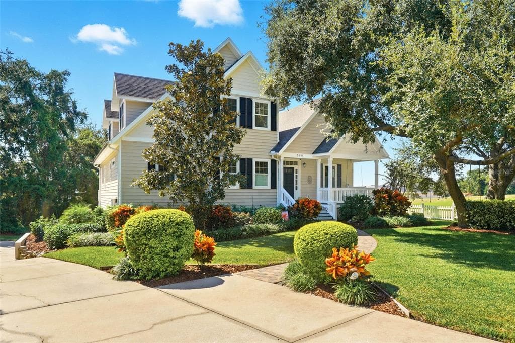 580 W 10TH AVENUE, MOUNT DORA, FL 32757 — zdjęcie 2