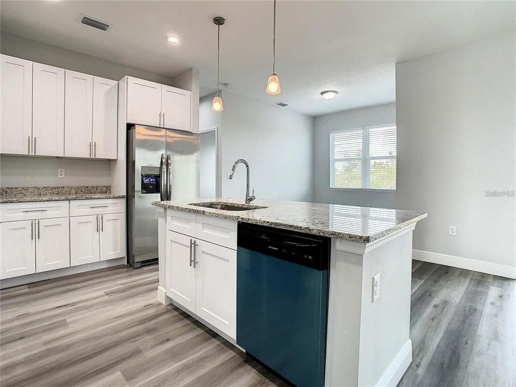 15504 GREENWOOD AVENUE, PORT CHARLOTTE, FL 33981 — zdjęcie 5