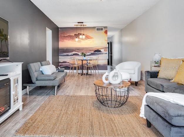 1504 VIRGINIA AVENUE # 203, DAYTONA BEACH, FL 32114 — zdjęcie 5