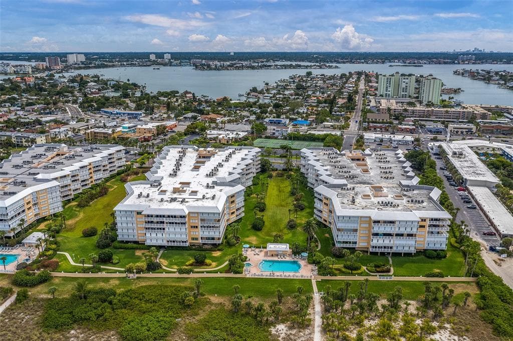 6500 SUNSET WAY # 116, ST PETE BEACH, FL 33706 — zdjęcie 2