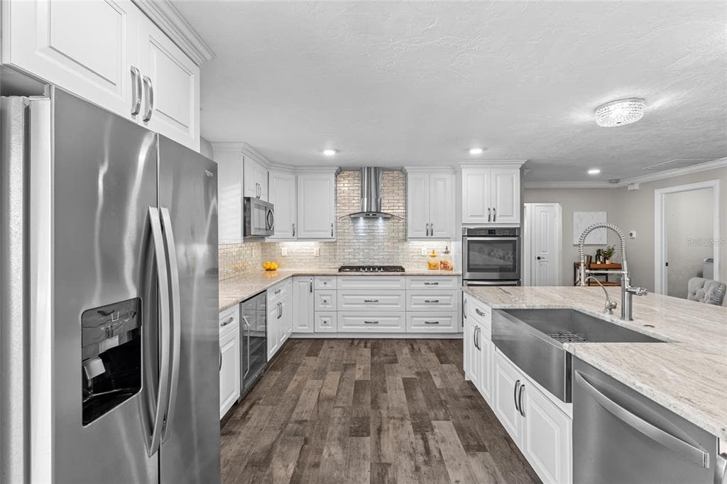 4592 40TH STREET S, ST PETERSBURG, FL 33711 — zdjęcie 5